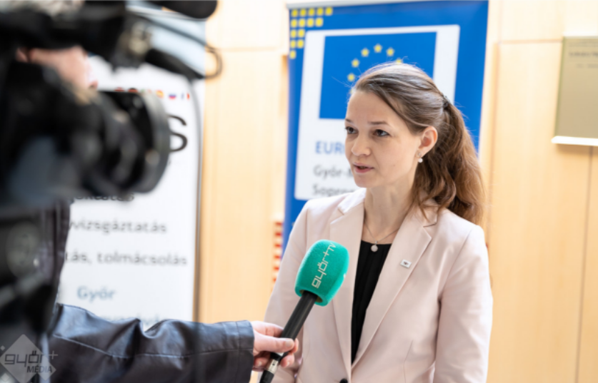 Kéttannyelvű verseny az Iparkamarában