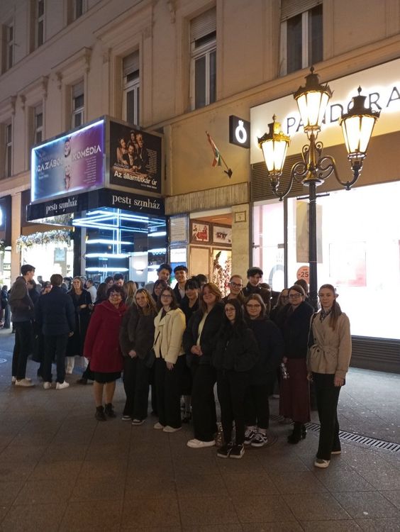Színházlátogatás 