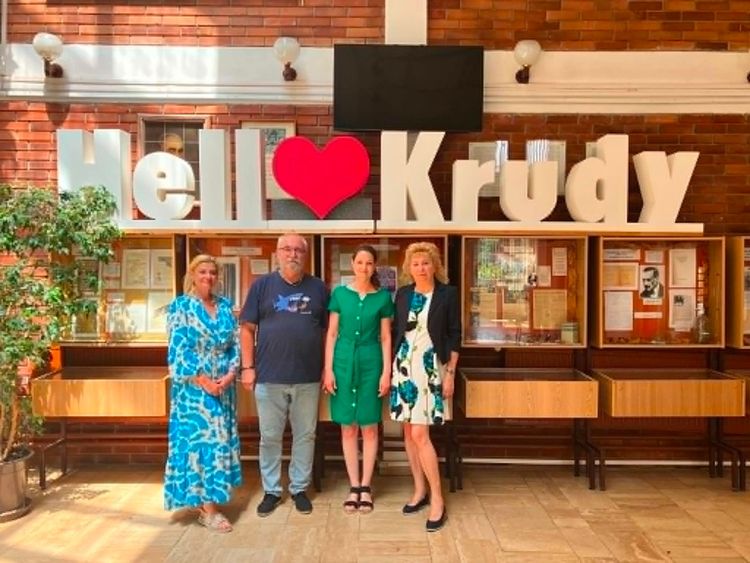 A tanévzáró értekezleten búcsúztattuk nyugdíjba vonuló kollégáinkat