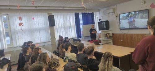 Jótékonysági témahét a Krúdy Technikumban