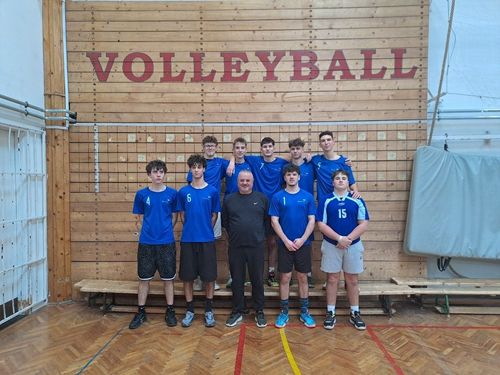 Siker a röplabda kupán