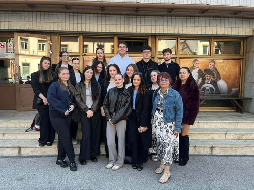 Színházlátogatás